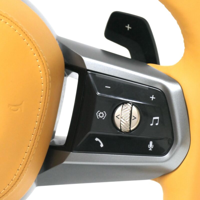 Custom ID8 LED Carbon Fiber M Sport Steering Wheel for BMW F10 F30 F20 F01 F15 F07 F32 F82 M4 M3 X3 G01 G12 G20 G30 G80 G05 G06 - Image 4